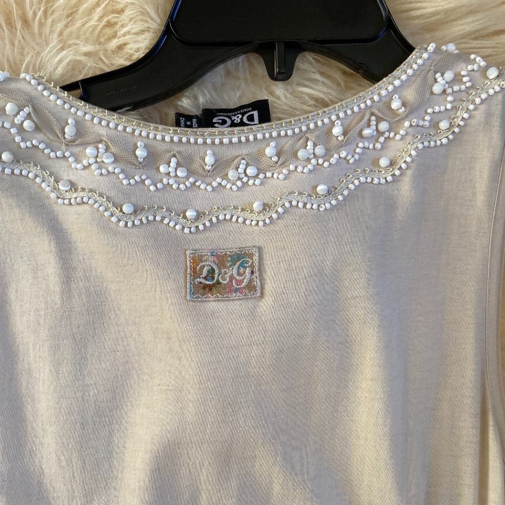 D&G Top - Picture 5 of 5